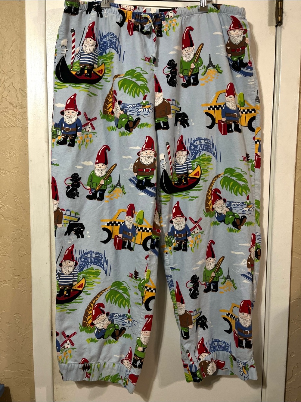 Nick & Noras Men's XL Gnome-Print Pajama Pants - Light Blue